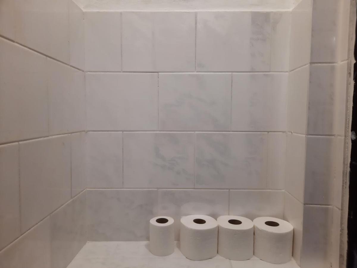 Downtown Prague Minimalistic Room In Flatshare Exterior photo